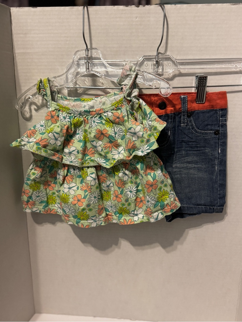 OUTFIT Just One You Floral Tiered Tank Top & Guess Denim Shorts 12M